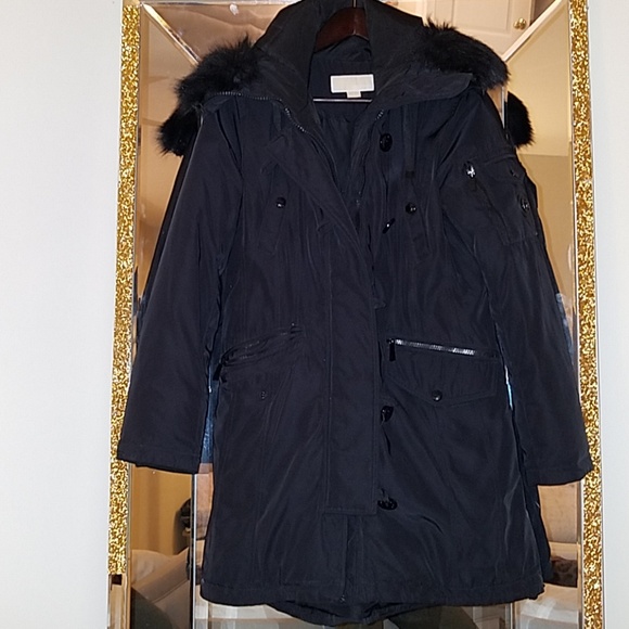 Authentic Michael Kors faux fur hooded coat🏷 - Picture 1 of 7